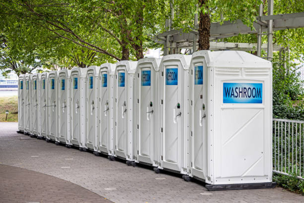 Best Portable bathroom rental  in Warwick, RI